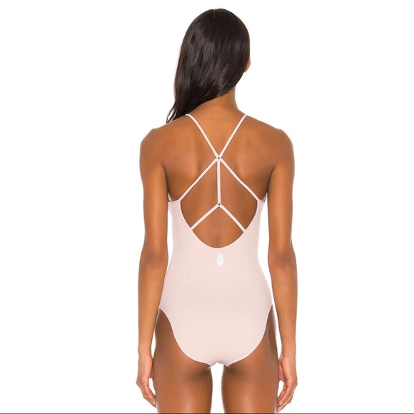 NEW FREE PEOPLE FP MOVEMENT REVOLVE PINK BODYSUIT - Picture 8 of 10